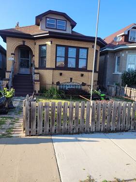 5226 W Wolfram, Chicago, IL 60641