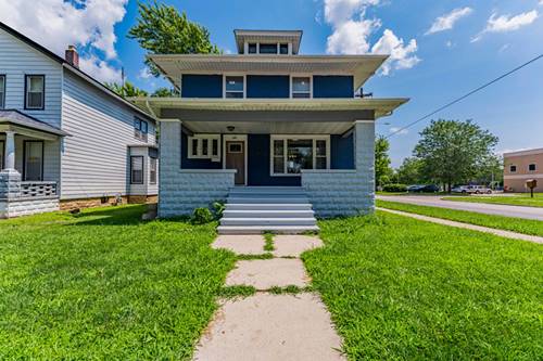 228 Richards, Joliet, IL 60433
