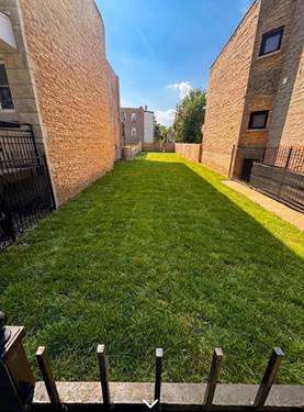 820 S Karlov, Chicago, IL 60624