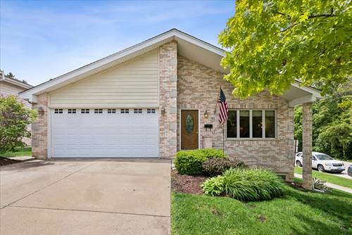 702 Hickory, Lemont, IL 60439
