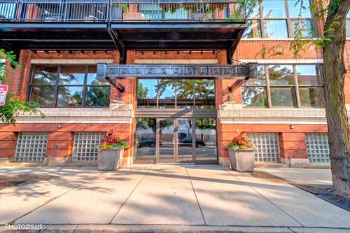 1040 W Adams Unit 422, Chicago, IL 60607