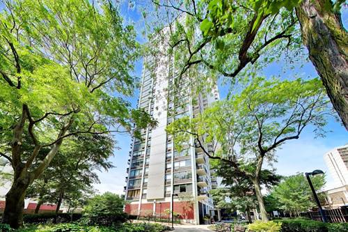 1460 N Sandburg Unit 1412A, Chicago, IL 60610