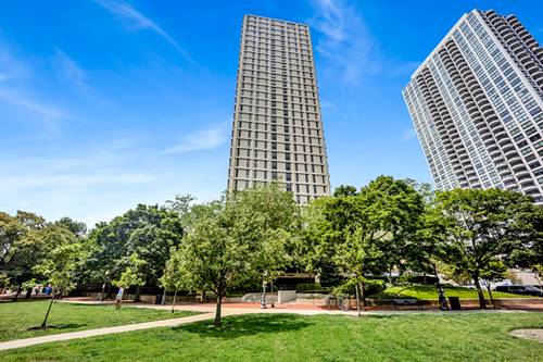 1960 N Lincoln Park West Unit 302, Chicago, IL 60614