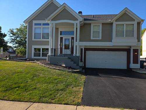 302 Barton, Bartlett, IL 60103