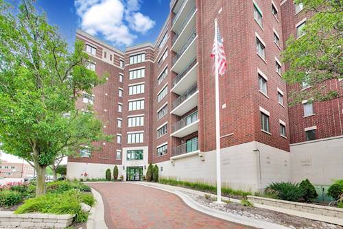 201 N Vail Unit 307, Arlington Heights, IL 60004