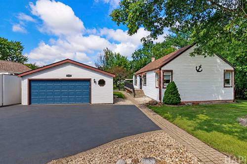 38392 N 8th, Spring Grove, IL 60081