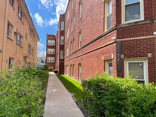 722 N Austin Unit 1E, Oak Park, IL 60302