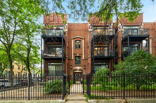 1435 W Addison Unit 2, Chicago, IL 60613