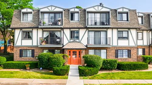 102 Steeple Unit B, Buffalo Grove, IL 60089