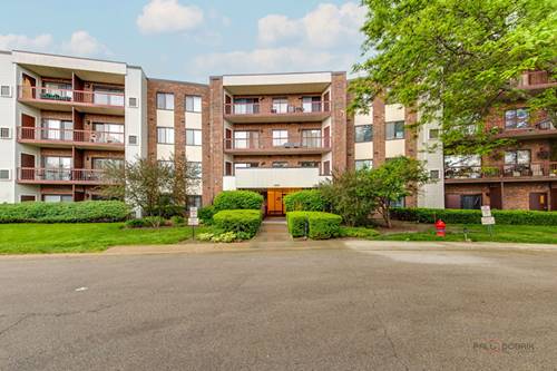 1500 Harbour Unit 4Q, Wheeling, IL 60090