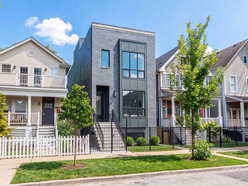 3041 N Leavitt, Chicago, IL 60618