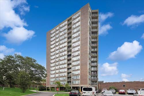 3925 Triumvera Unit 15G, Glenview, IL 60025