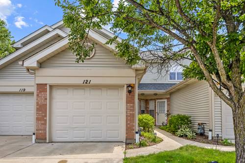 121 Golfview, Glendale Heights, IL 60139