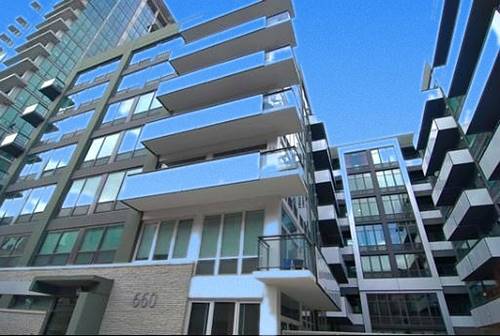 660 W Wayman Unit 204, Chicago, IL 60661