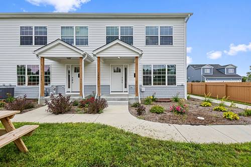 1364 Greenbrook, Hanover Park, IL 60133