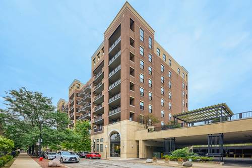 811 W 15th Unit 303, Chicago, IL 60608