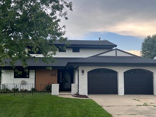 214 Cambridge, Bloomingdale, IL 60108