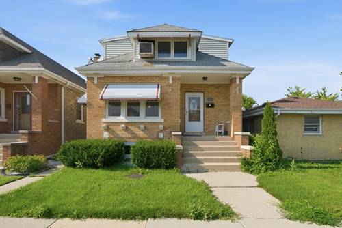 5704 W Newport, Chicago, IL 60634