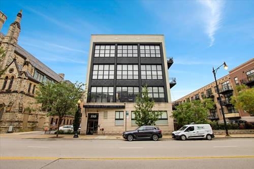 1918 S Michigan Unit 207, Chicago, IL 60616