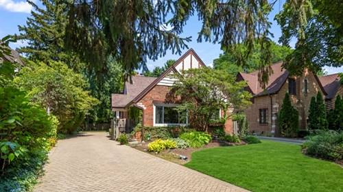 1216 E Mayfair, Arlington Heights, IL 60004