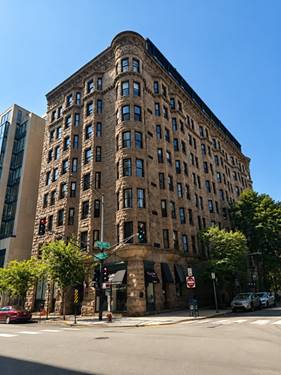 2800 N Pine Grove Unit 5A, Chicago, IL 60657