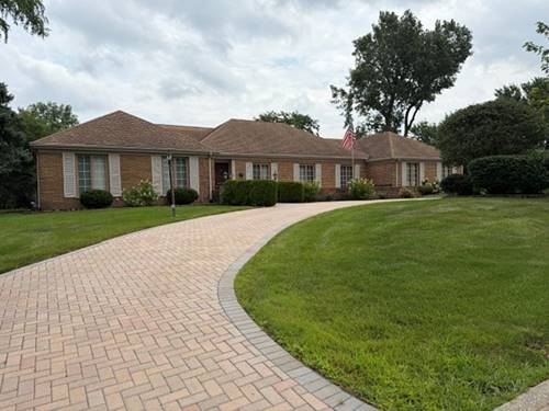 8283 Lake Ridge, Burr Ridge, IL 60527