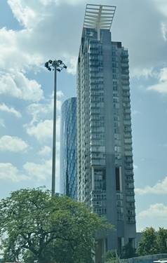 737 W Washington Unit 3304, Chicago, IL 60661