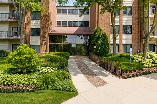 3030 Pheasant Creek Unit 405, Northbrook, IL 60062