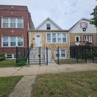 4914 W Congress, Chicago, IL 60644