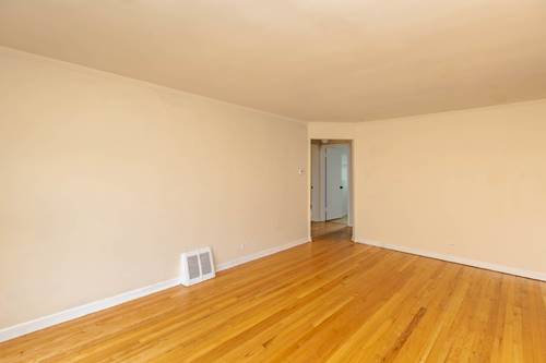 4231 W Nelson Unit 2, Chicago, IL 60641