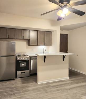 1504 N Dearborn Unit 402, Chicago, IL 60610