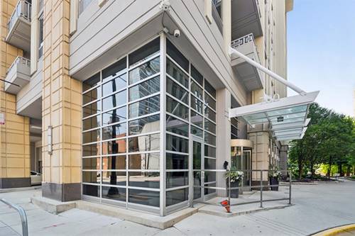 700 N Larrabee Unit 1002, Chicago, IL 60654