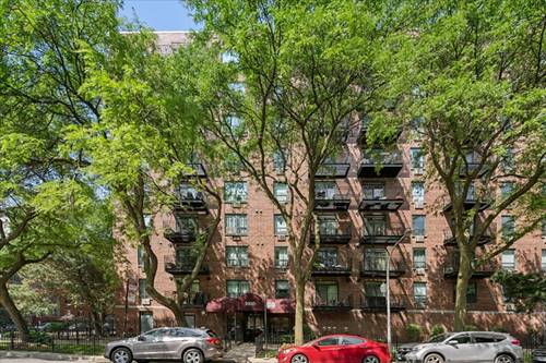 3900 N Pine Grove Unit 907, Chicago, IL 60613