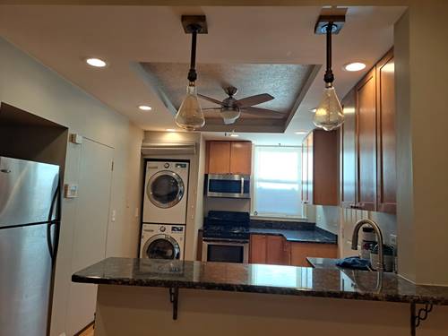 7062 N Wolcott Unit G, Chicago, IL 60626