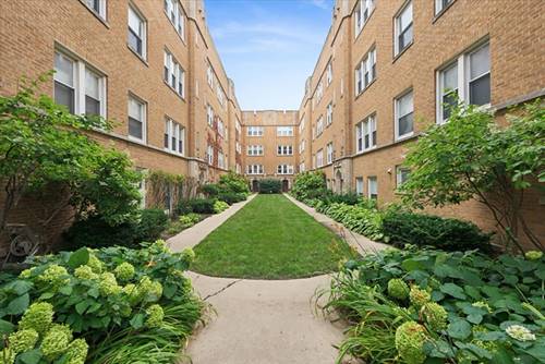 2541 Prairie Unit 1, Evanston, IL 60201
