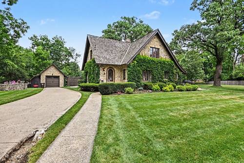 1 Kellogg, Crystal Lake, IL 60014