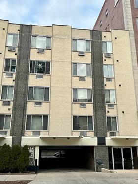 516 W Melrose Unit 406, Chicago, IL 60657