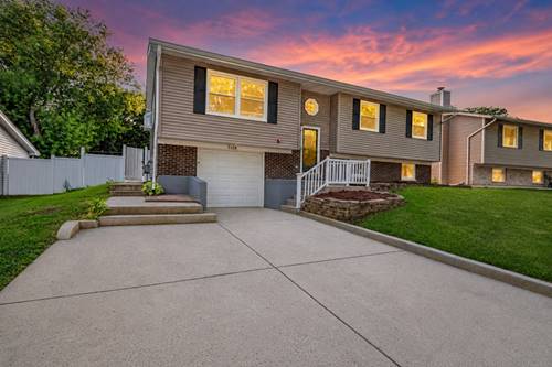 7128 Glenwood, Hanover Park, IL 60133