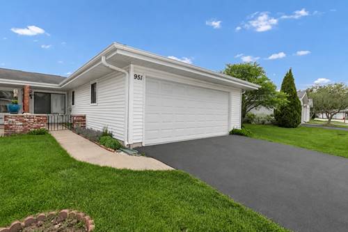951 Chelsea, Schaumburg, IL 60193