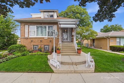 3944 W Greenleaf, Lincolnwood, IL 60712