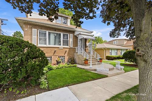 3944 W Greenleaf, Lincolnwood, IL 60712