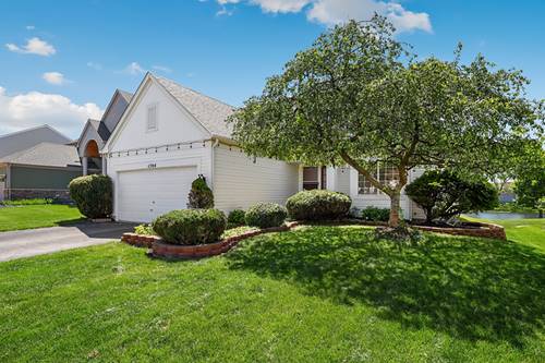 1704 Charlotte, Naperville, IL 60564