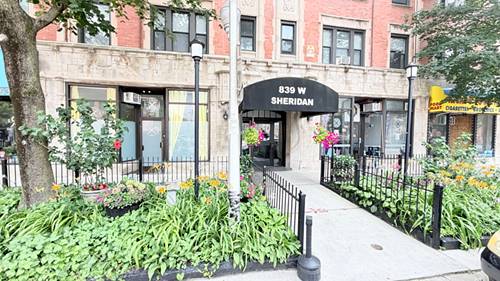 839 W Sheridan Unit 216, Chicago, IL 60613