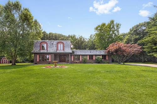 212 Cheviot, Bartlett, IL 60103