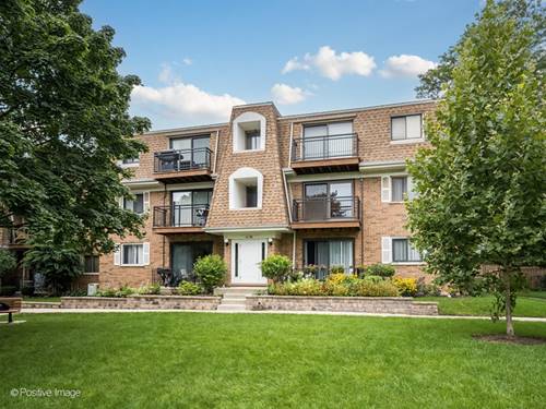 4136 Cove Unit E, Glenview, IL 60025