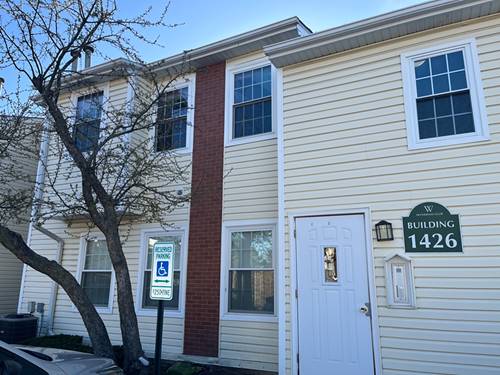 1426 E Wyndham Unit 202, Palatine, IL 60074
