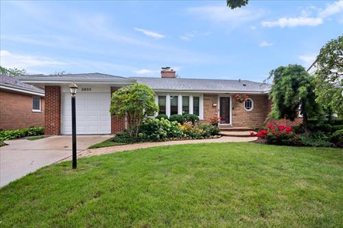 3805 W Jarlath, Lincolnwood, IL 60712