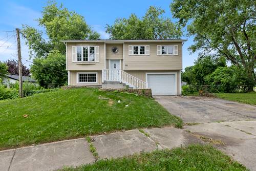 105 Cedarwood, Bolingbrook, IL 60440