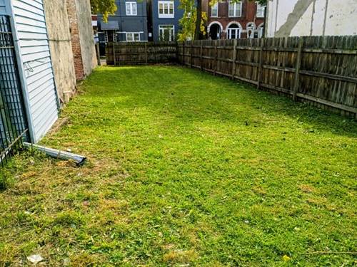 3514 W Walnut, Chicago, IL 60624