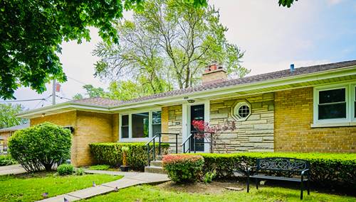 4555 Cleveland, Skokie, IL 60076